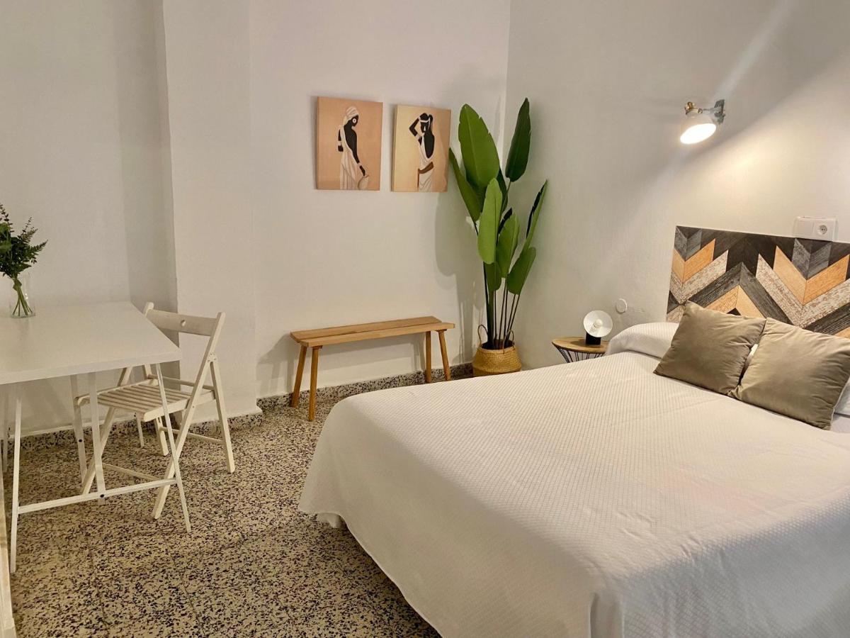 Hostal Paco Марбеля Екстериор снимка