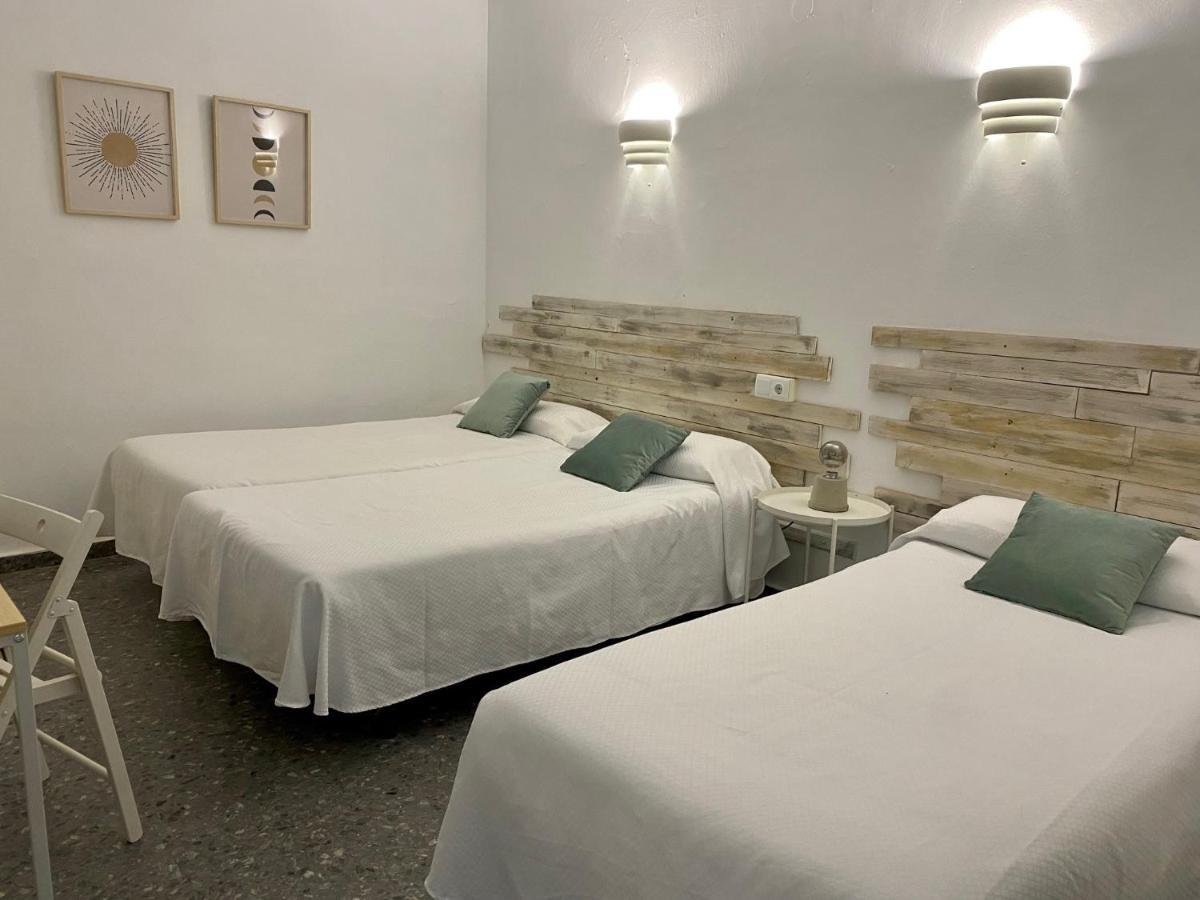 Hostal Paco Марбеля Екстериор снимка