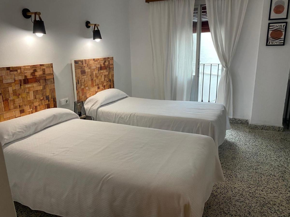 Hostal Paco Марбеля Екстериор снимка