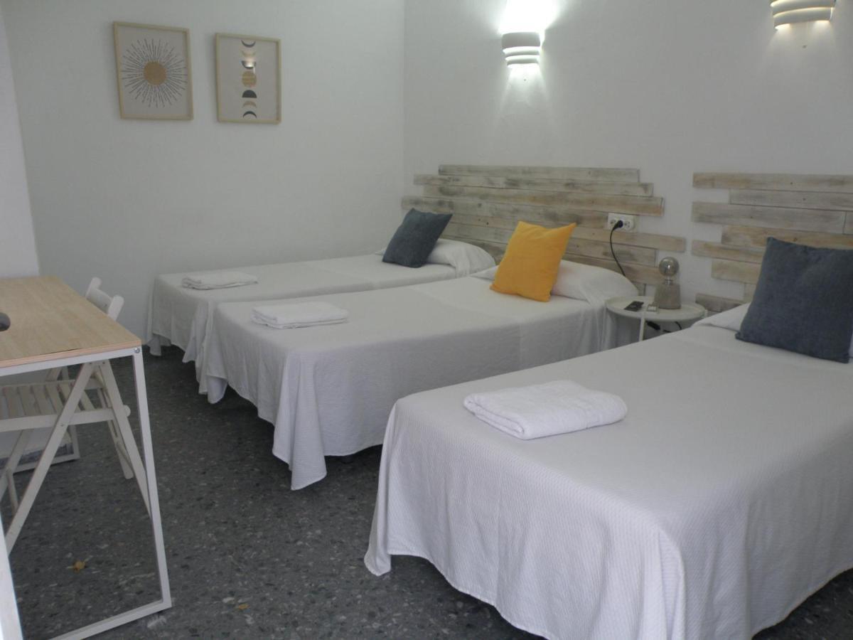 Hostal Paco Марбеля Екстериор снимка