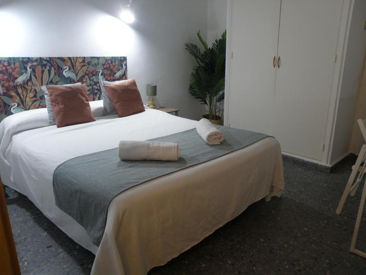 Hostal Paco Марбеля Екстериор снимка