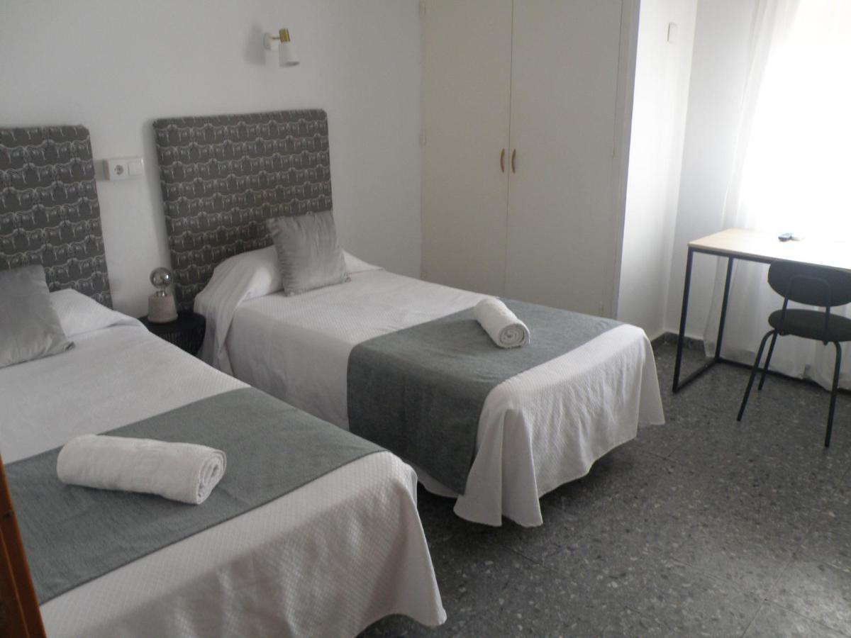 Hostal Paco Марбеля Екстериор снимка