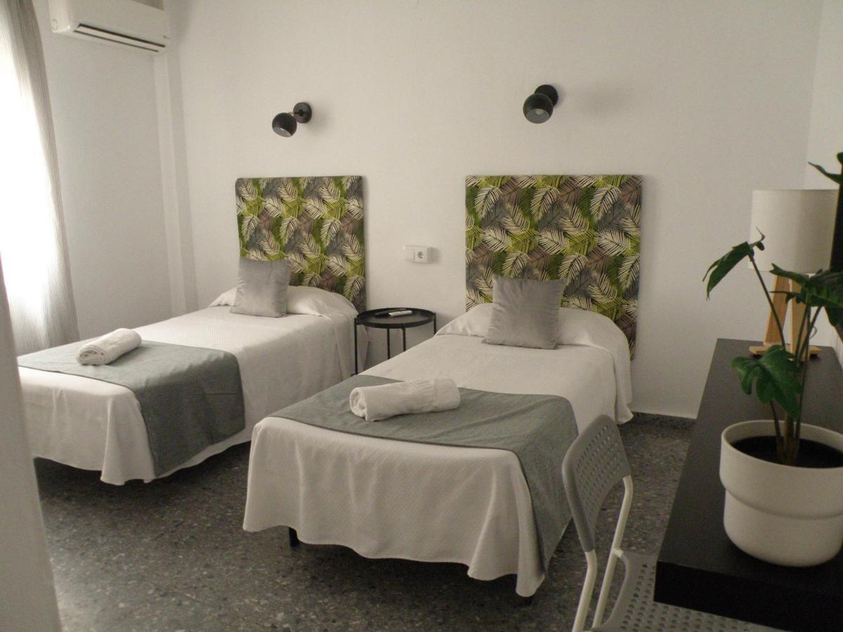 Hostal Paco Марбеля Екстериор снимка