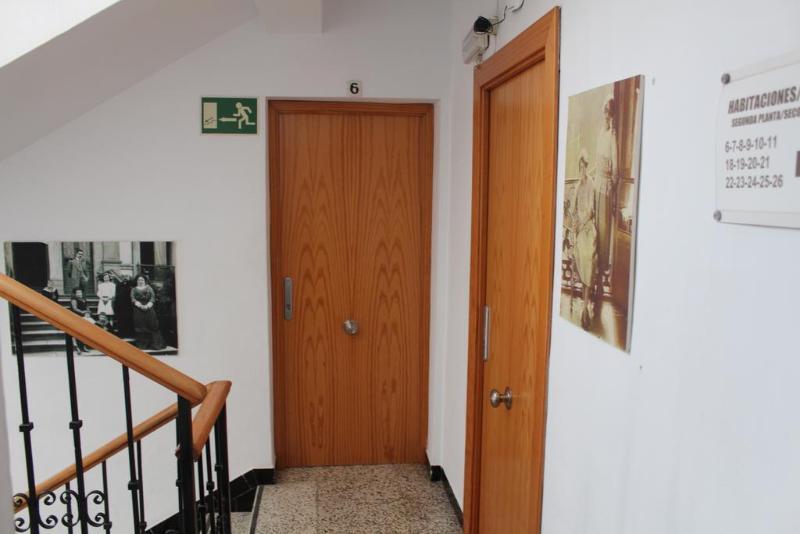 Hostal Paco Марбеля Екстериор снимка